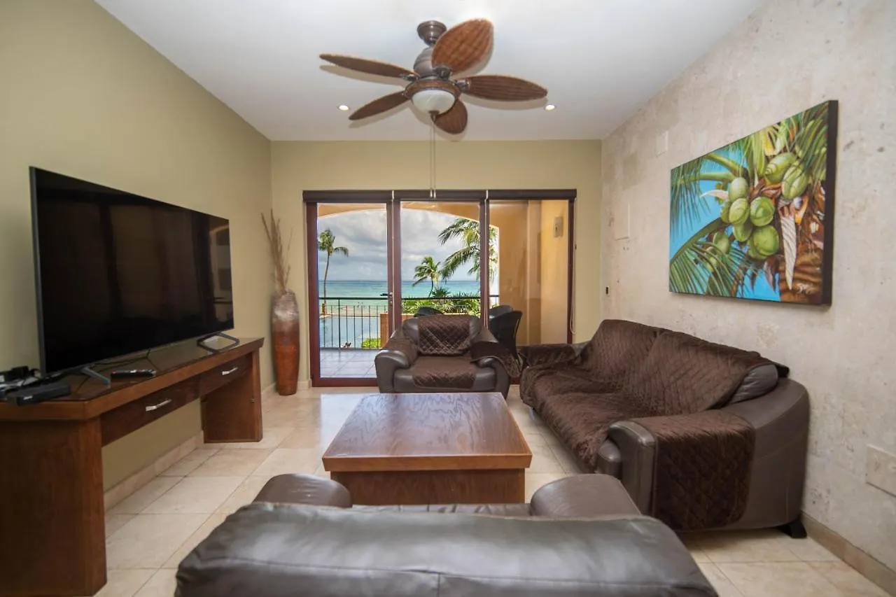202 C - Apartment In First Line Of Beach With Direct Access To The Beach Playa del Carmen Mexico