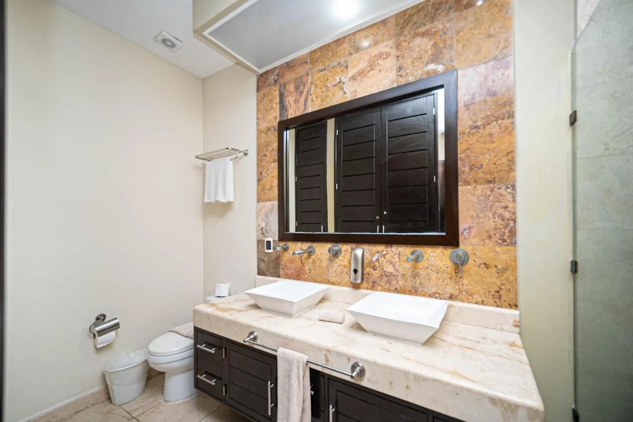 202 C - Apartment In First Line Of Beach With Direct Access To The Beach Playa del Carmen 0*,