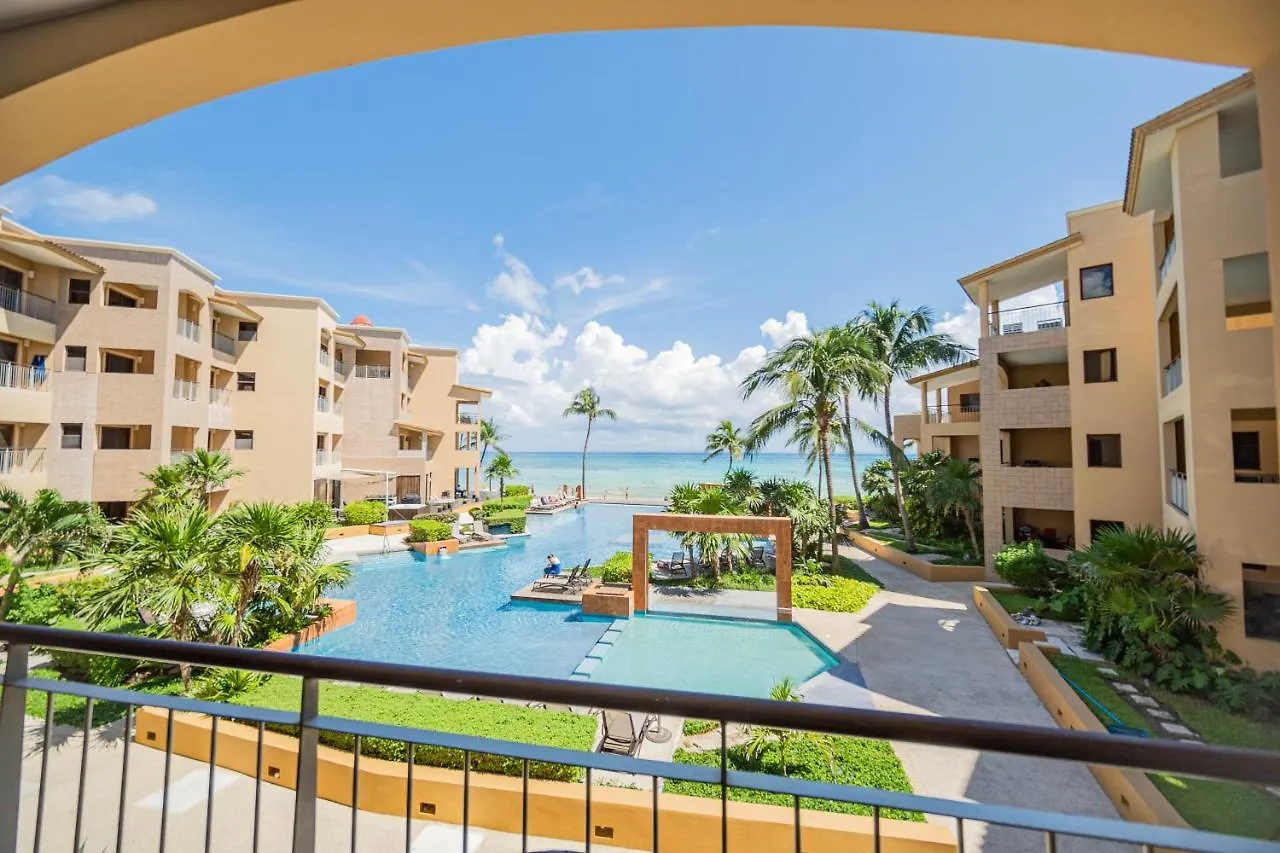 202 C - Apartment In First Line Of Beach With Direct Access To The Beach Playa del Carmen